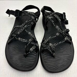Chaco Women's Black Strappy Outdoor Sandals, SZ 11, box 9